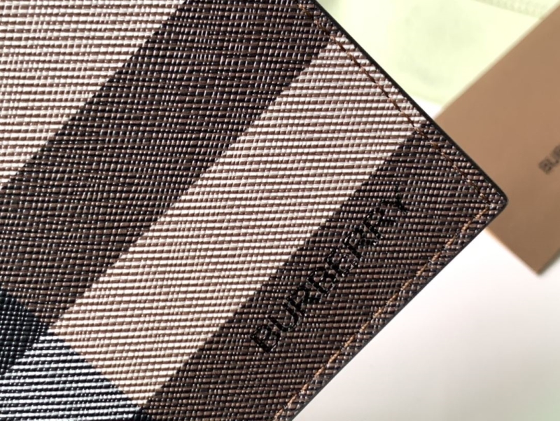 Bv*b*rry wallets